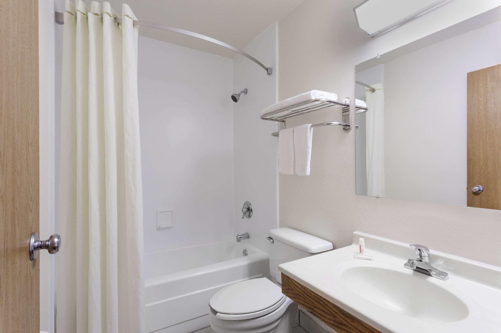 Super 8 By Wyndham Dumfries/Quantico Hotel Quarto foto