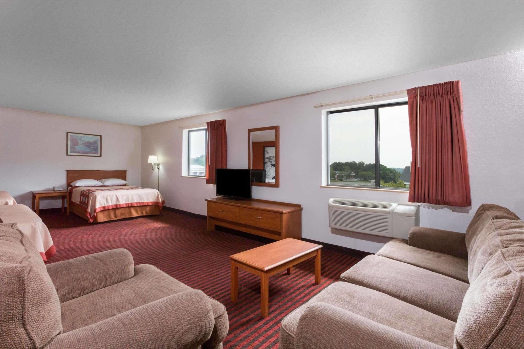 Super 8 By Wyndham Dumfries/Quantico Hotel Exterior foto