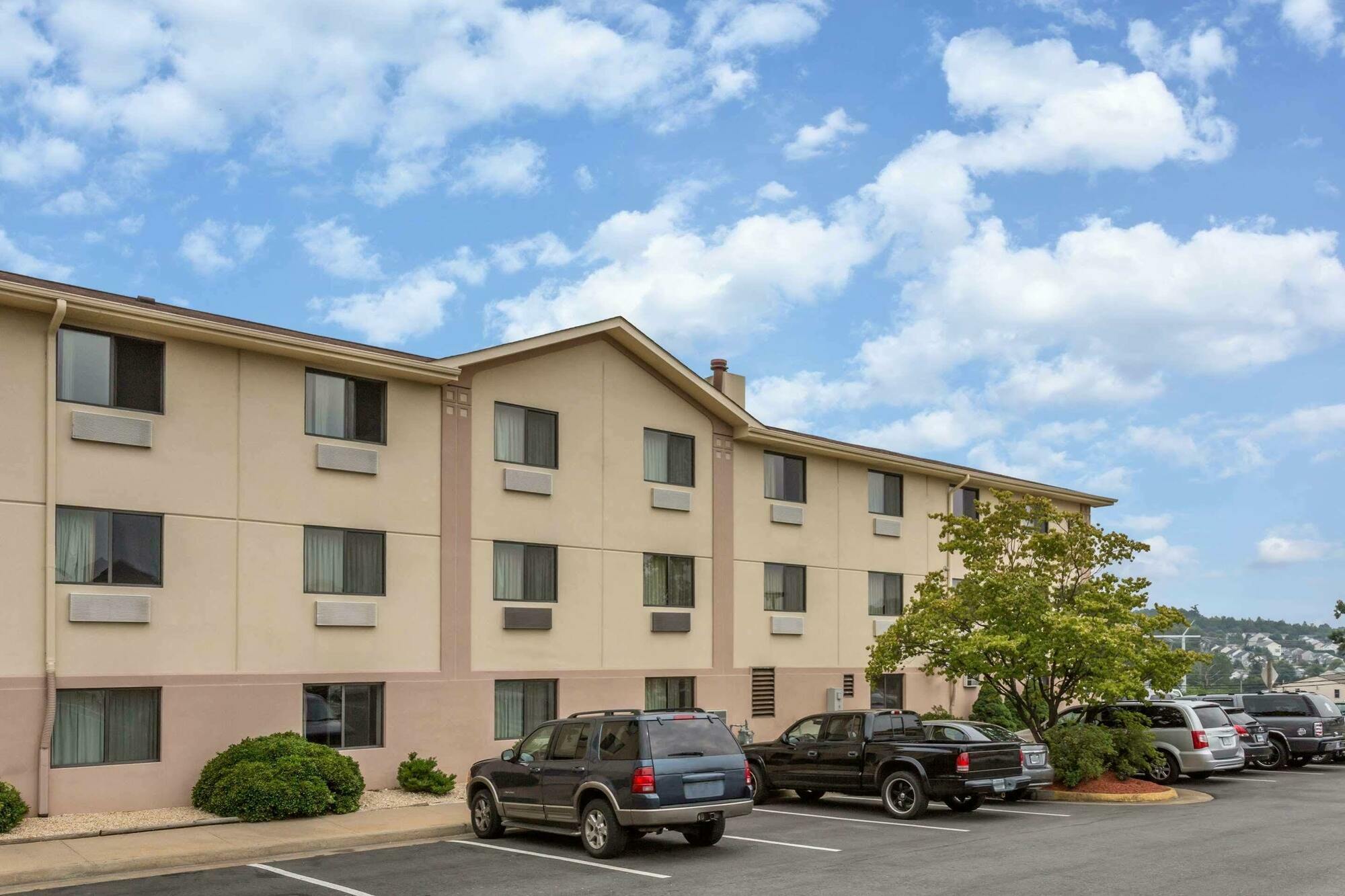 Super 8 By Wyndham Dumfries/Quantico Hotel Exterior foto